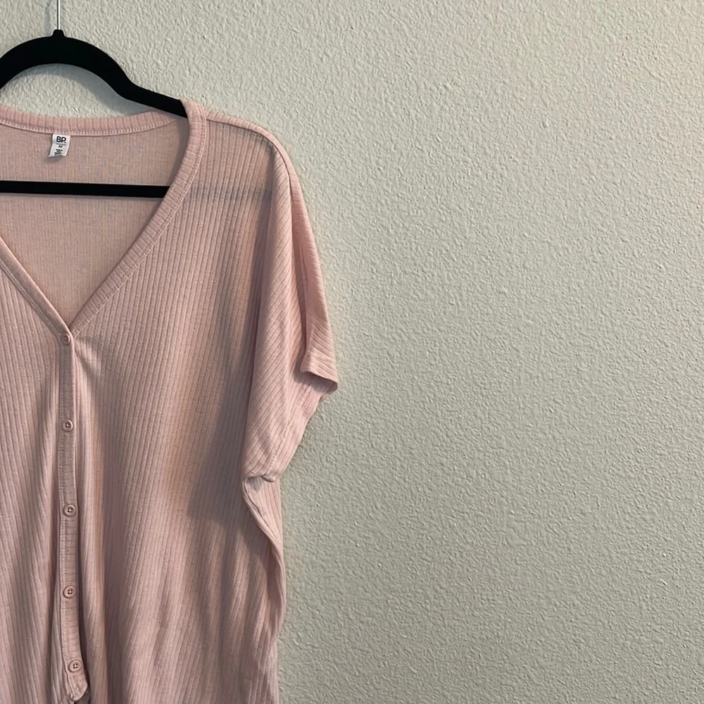 Short sleeve tie waist button down - Picture 1 of 4